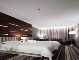 Zhengzhou Oak 5 Seasons Hotel Exterior photo